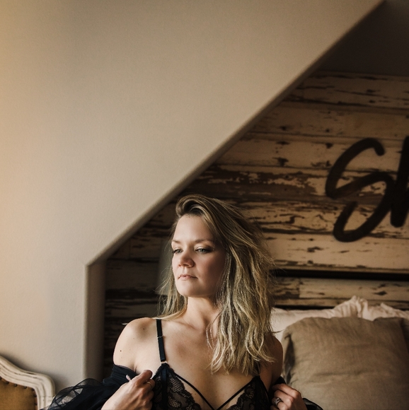 Meet your Posher, Kimberly - Picture 7 of 16